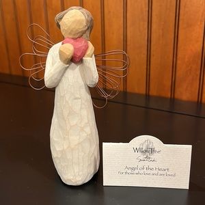 DEMDACO Willow Tree Angel of the Heart ❤️